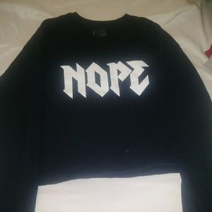 Long sleeve crop top
